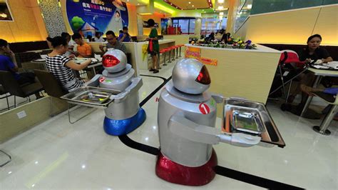 The Photographic History Of Robots As Restaurant Employees