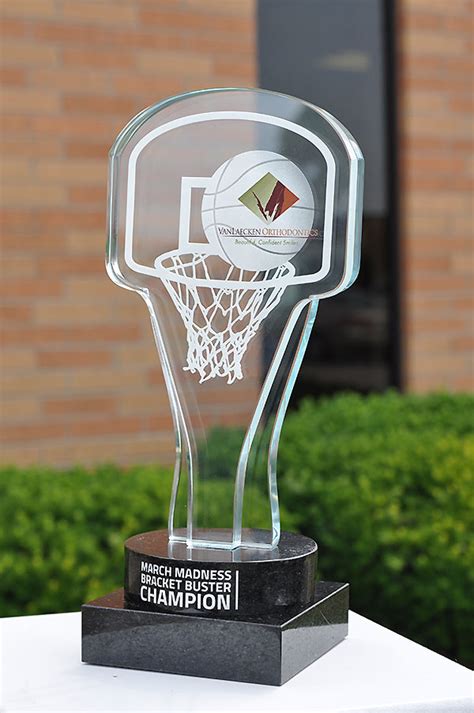 Premium Custom Awards | Custom Glass Basketball Trophy