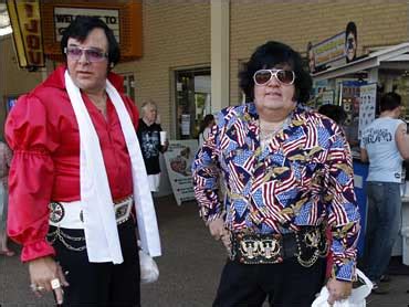 Graceland Embraces Elvis Impersonators - CBS News