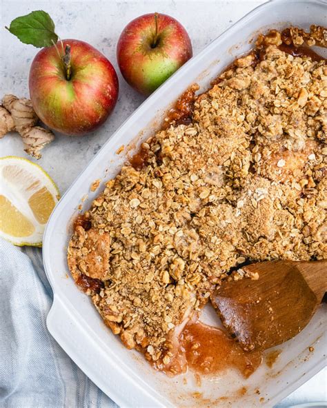 Apple Crumble (Vegan & Gluten Free) – A Couple Cooks