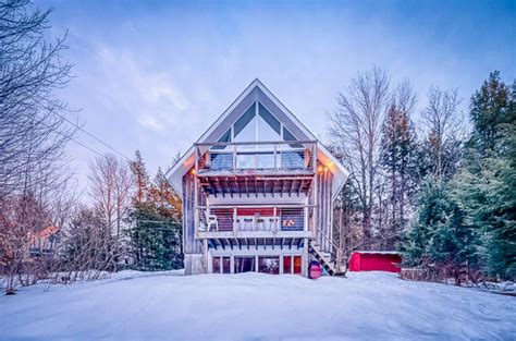 13 Cozy Cabin Rentals in Vermont (With Availability)