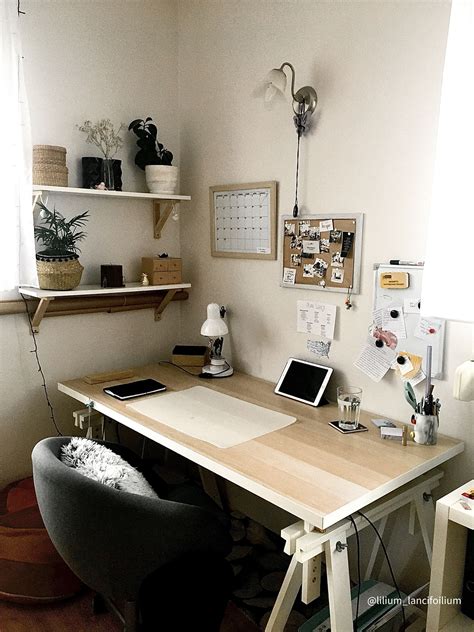 #desk #roomdecor #aesthetic #white #black #wood #minimalism | Bedroom ...