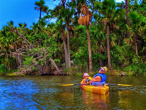 Taylor Family Kayaking in Tomoka State Park Daytona Beach 10 - 2TravelDads