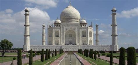 The most important tourist attractions in the continent of Asia