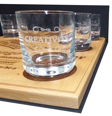 Glass engraving | Trophy Center