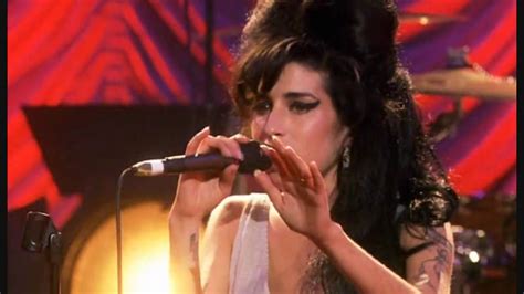 Amy Winehouse - Tears Dry On Their Own - Live HD