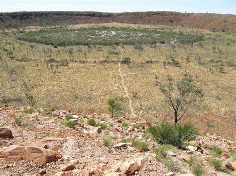 Wolf Creek Crater | crater, Western Australia, Australia | Britannica.com