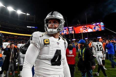 Raiders Quarterback Derek Carr Has Reason to Be Confident About the ...