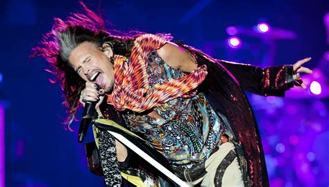 AEROSMITH - fan filmed videos from Las Vegas January 29, 2020 #aerosmith #deucesarewwild - KICK ...