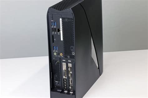 Alienware X51 R3 Review: Console-Sized Gaming PC Gets Skylake Infusion ...