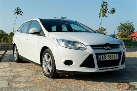 Car hire a Ford Focus White in Durres, Albania - Dominant Car