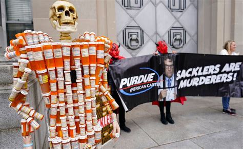 Opioid crisis victims confront Purdue Pharma’s Sackler family | Courts News - WireFan - Your ...