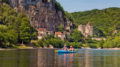 France's Dordogne: Caves, Canoes, and Culture by Rick Steves