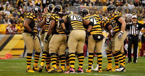 15 NFL Throwback Uniforms That Should Be Thrown Back in the Closet