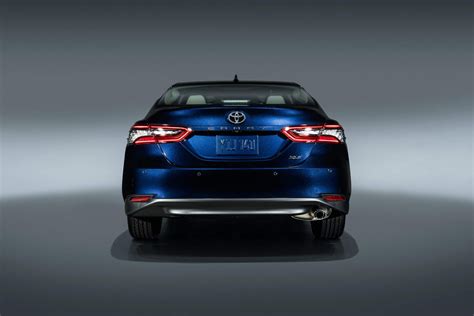 The 2021 Toyota Camry gets a nip, a tuck and a sprinkle of new tech - CNET