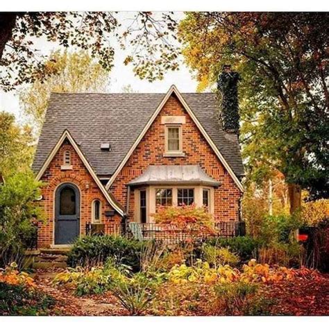 40 Best Bungalow Homes Design Ideas (36) - LivingMarch.com | Bungalow homes, Dream cottage ...