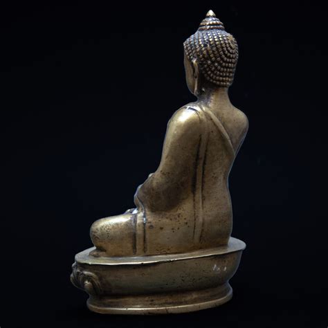 Dhyana Mudra Buddha Statue | Wilde Ones London | Statues