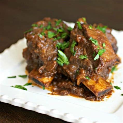 Braised Beef Short Ribs Recipe {Slow Cooked} - Tasty Ever After