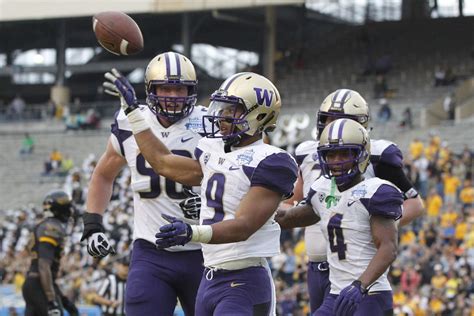 Dots: Washington Huskies Football Recruiting Heats Up - UW Dawg Pound