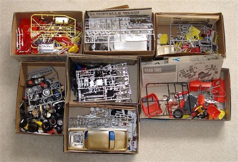 Lot of Vintage Plastic Model Car Kits Parts Boxes AMT Revell Monogram ...