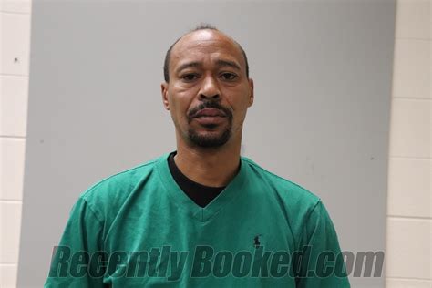 Recent Booking / Mugshot for LADONIE DONTAIIE RICHARDSON in Madison County, Alabama