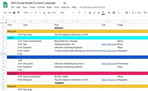 How To Create Your Own Social Media Content Calendar in 5 Easy Steps