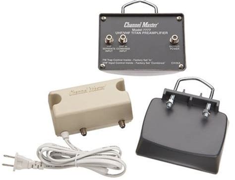 Channel Master CM-7777 Preamplifier, HDTV Antenna signal amplifier preamp open box item