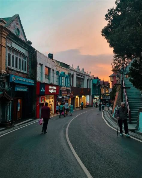 The Mall road in Shimla, India : r/CityPorn