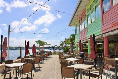 Waterfront Dining - Stuart, FL