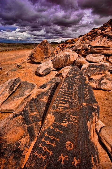 Hopi Rock Petroglyph on Navajo Réservation, Arizona | Petroglyphs, Ancient art, Scenery