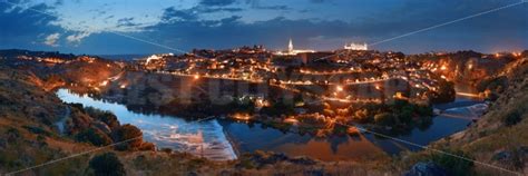 Toledo skyline at night – Songquan Photography