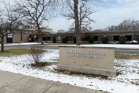 Oakbrook Elementary School, Rankings & Reviews - Homes.com