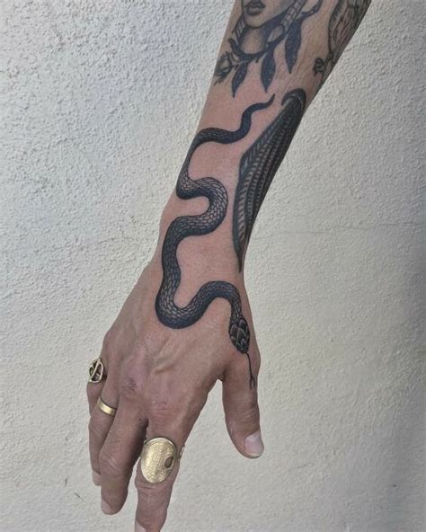 14+ Viperid Snake Tattoo Designs and Ideas | PetPress