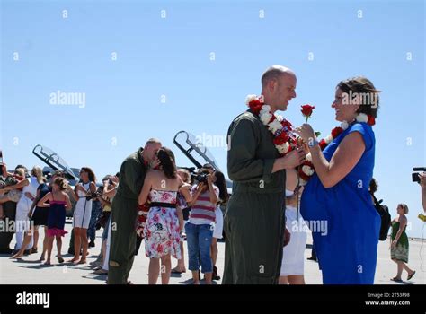 Calif., CVW-17, Homecoming, NAVAL AIR STATION LEMOORE, Sailors ...