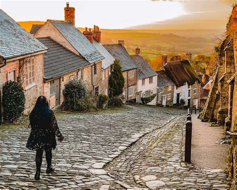 Gold Hill Shaftesbury - Visit Hovis Hill From The TV Advert (2024)!