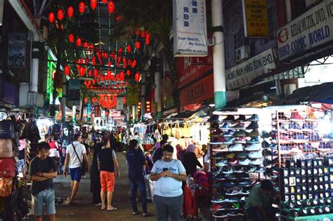 Night Market in Chinatown – Kuala Lumpur | TravelFoodDrink.com