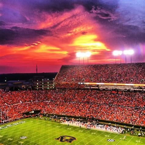 Jordan-Hare Stadium: Auburn University | Auburn university, Auburn football, Auburn tigers