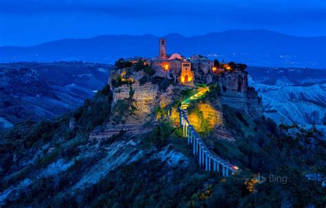 Civita Di Bagnoregio Italy Wallpaper