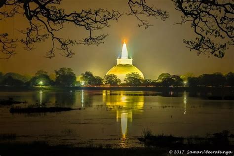 Beyond the Destination Cruiser: Ruwanweliseya....Anuradhapura...Sri Lanka