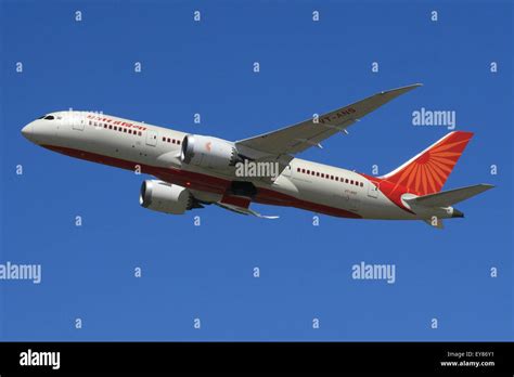 AIR INDIA 787 DREAMLINER Stock Photo - Alamy