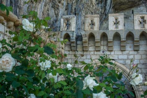 Rocamadour France: 9 Amazing Reasons To Visit - Dreamer at Heart