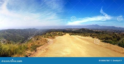 Hiking Trail at the Top of the World in Laguna Beach Stock Image - Image of wilderness, road ...