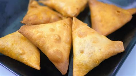 Samosa Recipe | Onion Samosa Recipe