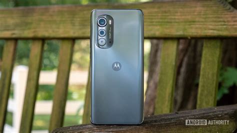 Motorola Edge (2022) review: Edge-appropriate - TrendRadars