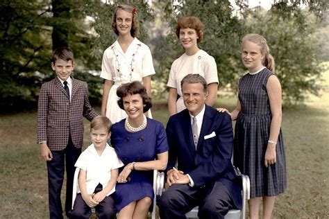 [PHOTOS] Billy Graham and Family Through the Decades