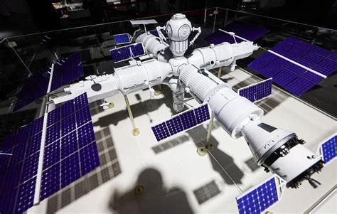 Roscosmos Reveals Details on the Russian Orbital Station Cosmonaut Program - Payload