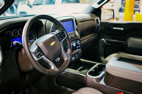 2024 Chevy Silverado Interior | NoorCars.com