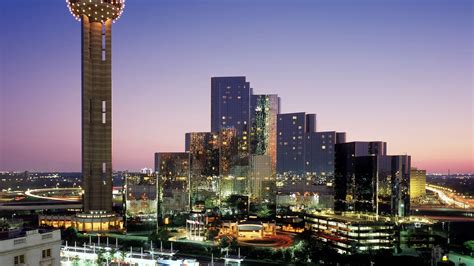 Hotel in Downtown Dallas Next to Reunion Tower | Hyatt Regency Dallas