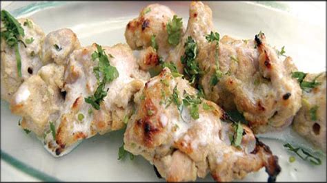 Malai Chicken Tikka Recipe | How to Make Spicy Malai Chicken Tikka - YouTube