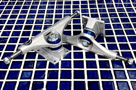 Royal Ultra Lights trucks review | skatedeluxe Wear Test